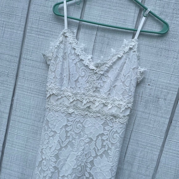 The Unbranded Brand Dresses & Skirts - Lace‎ Dress White Sleeveless Midi Summer Party Dress Large